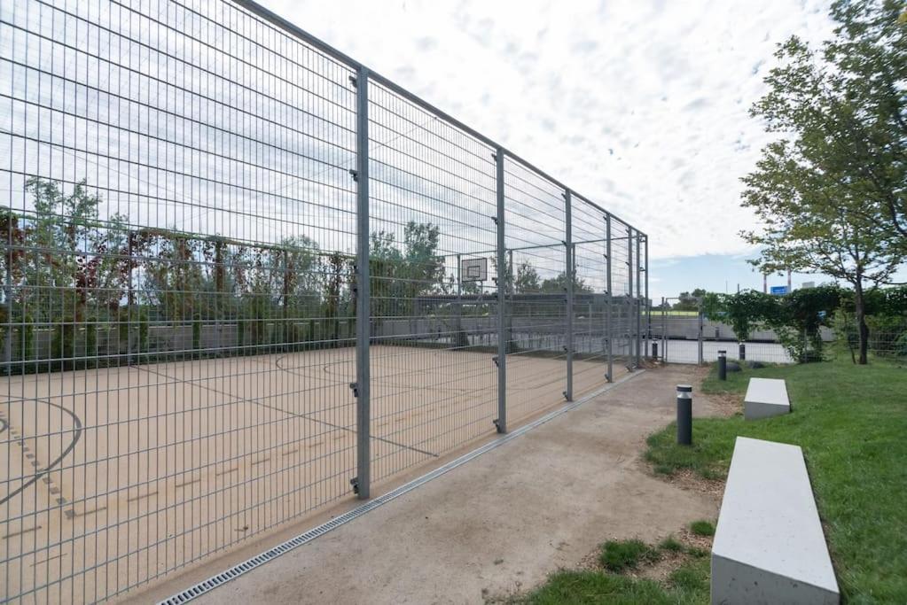维也纳Hoch Hinaus, Neu Und Stilvoll Mit Pool Am Dach公寓 外观 照片